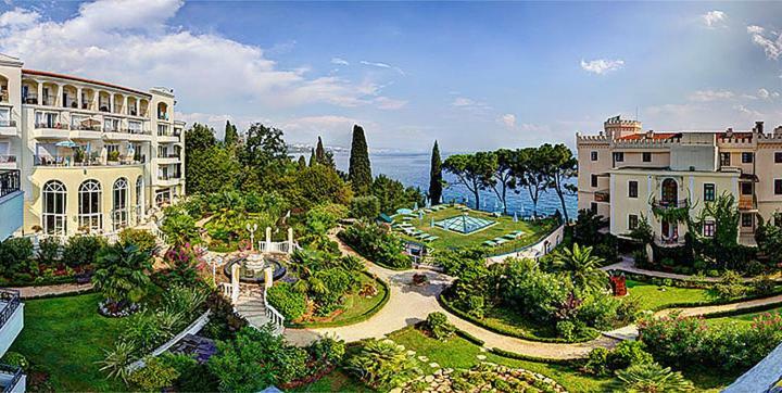 Apartments Villa Majda マトゥリ エクステリア 写真